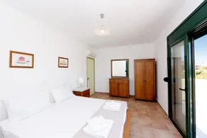 Seaside Villa - Image 4