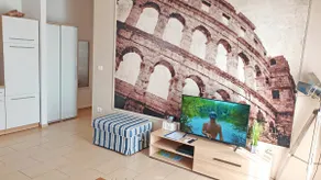 2 apartments in city center for up to 8 person - Image 3