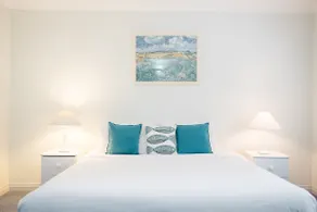 7 Monet Beachside 🌊 STROLL TO BEACH & CAFE - Image 3
