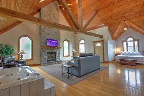 Romantic Cottage with Kitchen & Private Hot Tub - Image 5