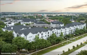 Gorgeous 2BR+2BA Apartment across Hermann Park - Image 2