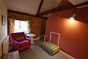 Granary Cottage, rural setting, Norwich 5 miles - Image 5