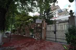 Oasis House - Image 3