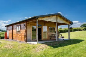 Pastures Green Cabin (Oak Tree Lane) - Image 2