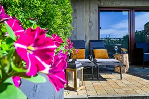 Relax in a cottage with a private hot tub, sauna, and barbecue grill - Image 3