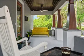 Hibiscus Hideaway - Image 5