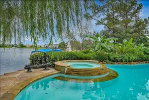 Lake Woodlands Luxury, Garden Hideaway, Rent Boat - Image 5