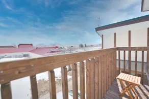 Sauna/Toyako Lodge Shigara/Lake 1 min walk/Convenience store 3 min fully equipped with cooking utensils/Parking/Wifi/Ski resort 20 min - Image 5