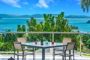 Blue Water Views 14 Large 2 bedroom 2 bathroom - Image 2