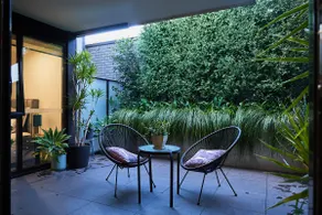 Modern, stylish, 2 Bedroom, 2 Bathroom apartment. - Image 2
