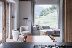 Luxury Chalet | Jacuzzi | Golf| Yoga | Magic Views - Image 2
