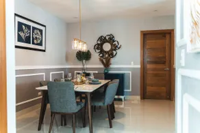 Bright & Spacious Apt In City central Getaway - Image 5