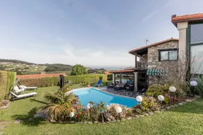 Valdoviño Pantín Beach Apartment Pool & Garden - Image 3
