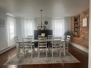 Meadowlark Farmhouse - Image 4