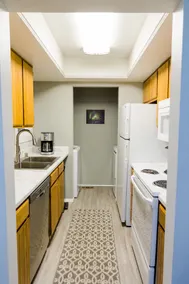 Aurora Retreat - 2 Bedroom - Image 5