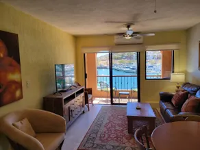 San Carlos Waterfront Elegance - Image 3
