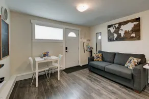 Blue House Suite - Image 2