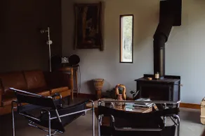 “The Lazy Curl” Cabin 1 - Image 3