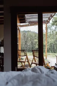 “The Lazy Curl” Cabin 1 - Image 4