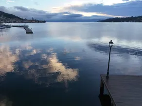 Mari House Lake Front - Image 4