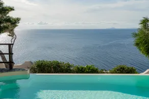 Villa Myra: janela aberta sobre o mar azul e pôr do sol incrível - Image 4