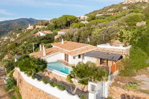 Villa Myra: janela aberta sobre o mar azul e pôr do sol incrível - Image 5