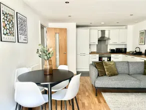 Spacious and Modern Apartment - Bristol city centre - Image 3