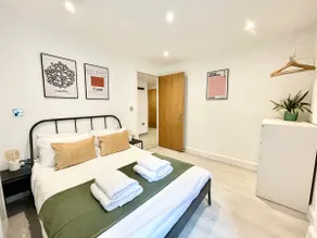 Spacious and Modern Apartment - Bristol city centre - Image 4