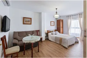 Maria José's Apartments, Apartment with double bed. - Image 4