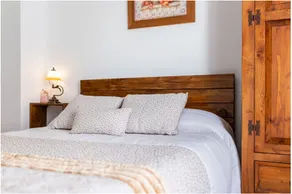 Maria José's Apartments, Apartment with double bed. - Image 5