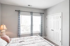 Great place for 6 month or more Great Location!!! - Image 4