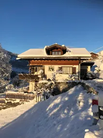 2-room apartment on the sunny slope in Küblis - Image 2