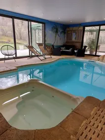 Character cottage with pool and jacuzzi - Image 2
