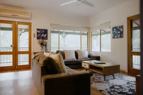 Heart of the Yallingup Forest Chalet - Image 5