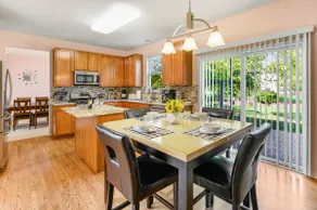 Large Luxury Home: King Beds, Theater & BBQ - Image 4