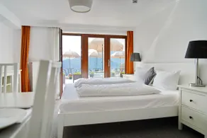 2-room apartment with kitchen and swimming pool - Image 5