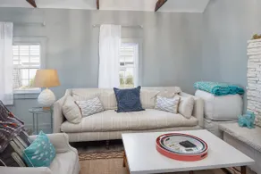 Sunset Bliss- stylishly renovated, 3 min to beach - Image 2