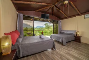 Villas Paradise Arenal Volcano Lake View - Image 5