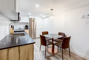 Elegant Loft BBQ Parking on Grande-Allée - Image 4