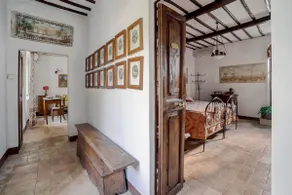 17th C. Villa Giulia: large panoramic pool, events - Image 5