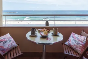 Radiant Waterfront Terrace. Zurriola Beach. - Image 3
