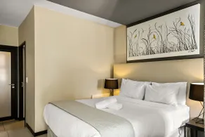 Marvelous Central 1 Bed Vantage Apartment - Image 3