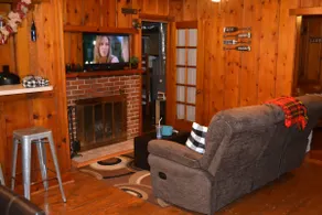 Cottage on Lake Paradise, - Image 4