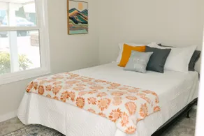 Molly's Place - Image 4