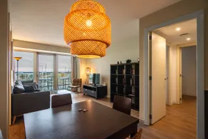 Seafront suite with terrace - Image 4