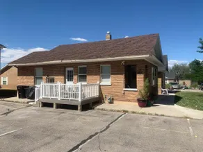 Brady's Bungalow - Image 2