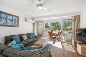 Kirra Palms 2 Bedroom Deluxe Apartment - Image 5