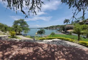 Exclusive apartment with a view and access to the lake - Image 2