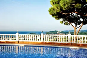 Villa Fluvia: 1200m city, swimming pool, sea view - Image 3