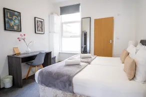 Seacroft - Twin Bed Southport Apartment Near Beach - Image 3